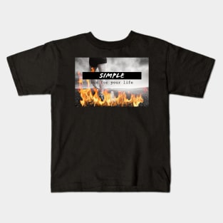 Simple, run for your life Kids T-Shirt